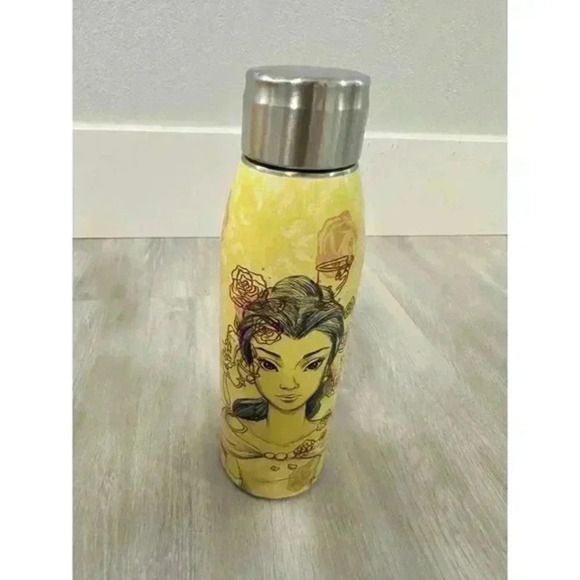 butter Disney Store Belle Rain Boots yellow Shoes Girls Size 1 with water bottle - Picture 6 of 8